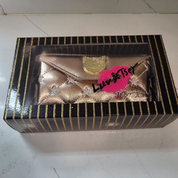 Luv Betsey Johnson Wallet Rose Gold Quilted Stars Cat Wallet RETIRED New In Box - Picture 1 of 7